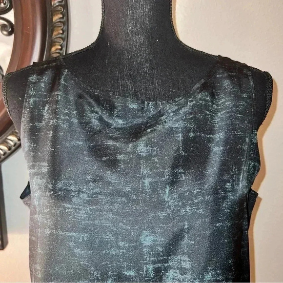 Eileen Fisher Women’s 100% Silk Sleeveless Tank Camisole Top Green Back - Picture 7 of 12